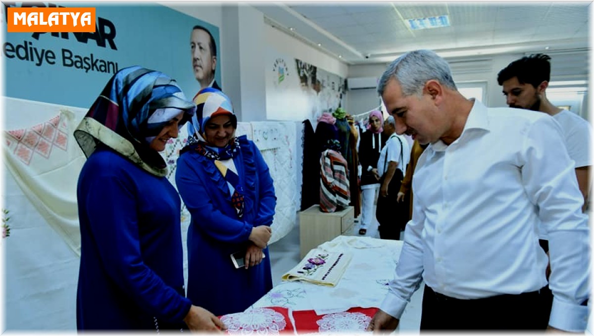 Yeşilyurt'ta hem sergi hem ikram