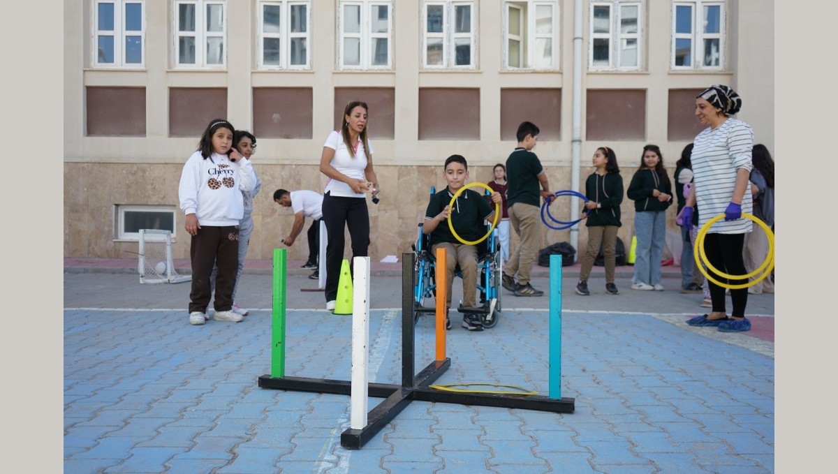 Yeşilyurt'ta spor eğitimi okul bahçelerine taşınıyor