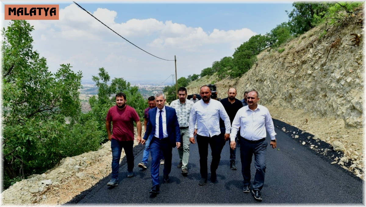 Yeşilyurt'ta yol düzenleme çalışmaları