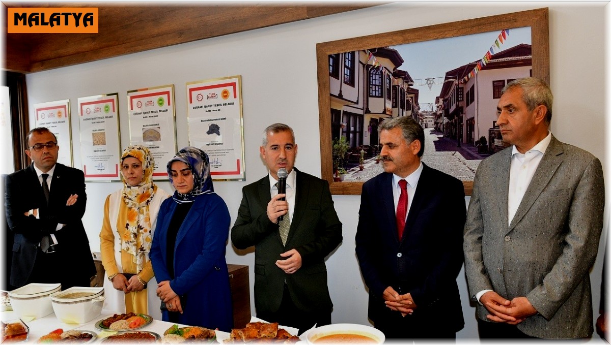 Yeşilyurt'un yöresel lezzetleri tanıtıldı