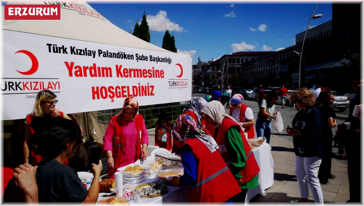 Yetim çocuklara kırtasiye desteği için buluştular