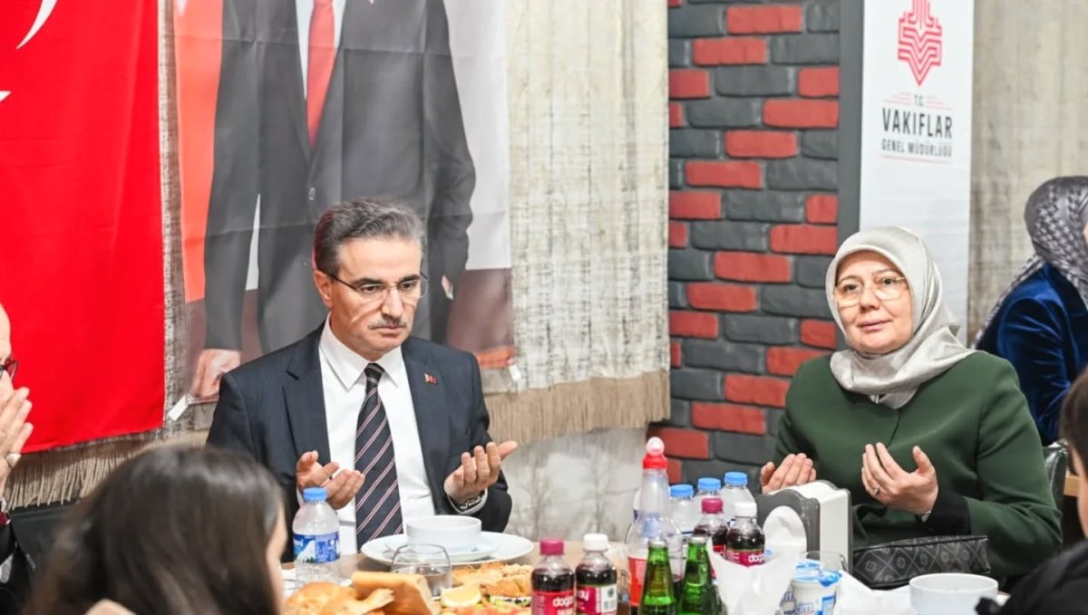 Yetim çocuklarla iftar yaptılar