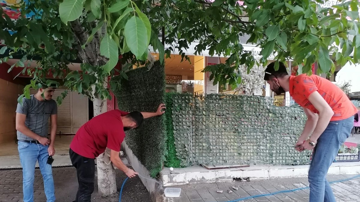 Yılanı deliğinden çıkarmak için yapmadıkları kalmadı