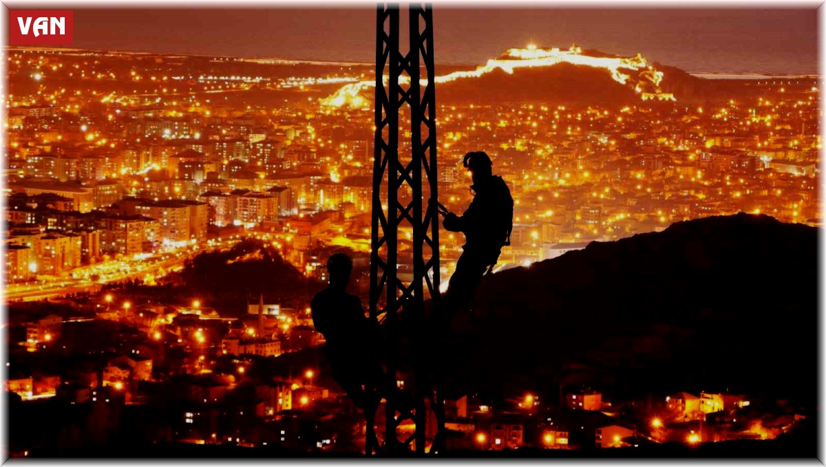 Yılbaşı gecesinde kesintisiz enerji için iş başındalar