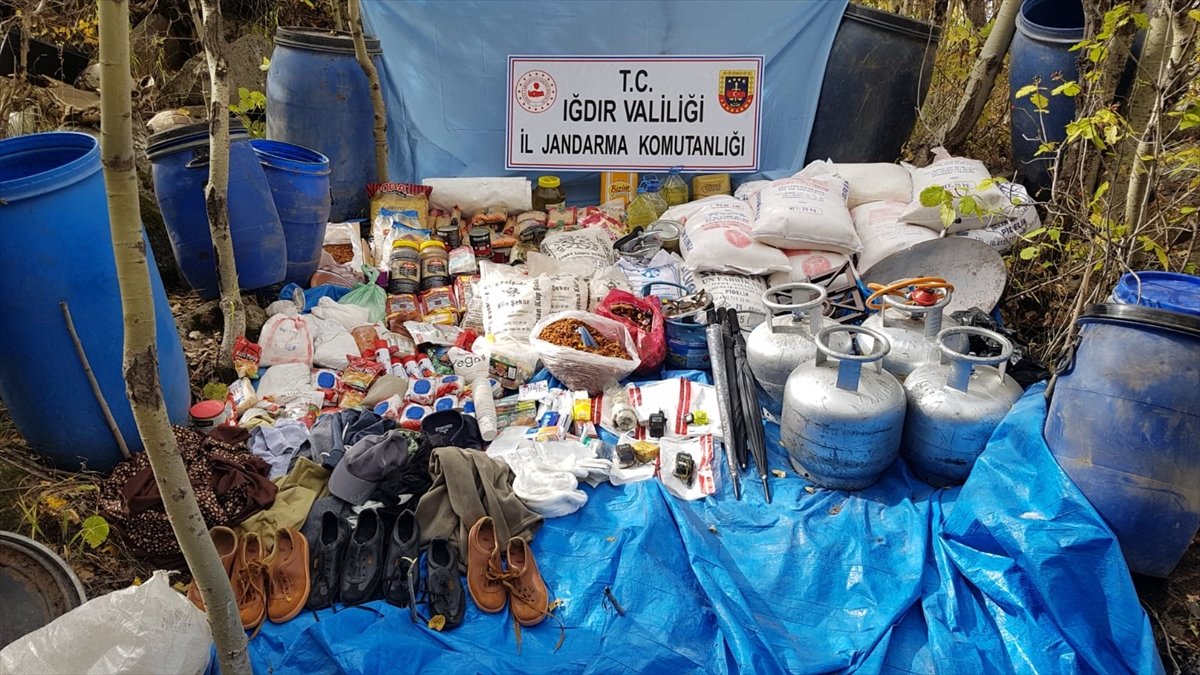 "Yıldırım-3 Ağrı Dağı/Iğdır operasyonu"nda 4 patlayıcı düzeneği ele geçirildi