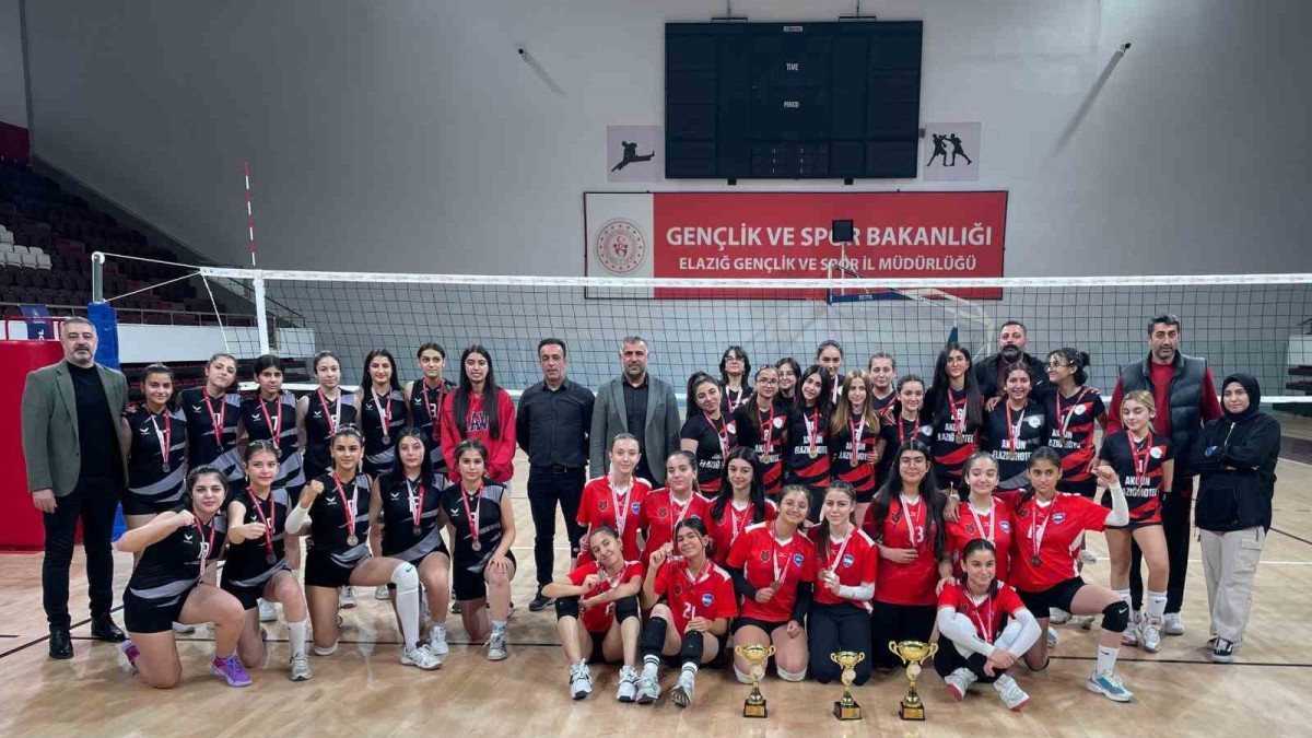 Yıldız Kız Yerel Lig'de şampiyon Elazığ Voleybol Akademi oldu