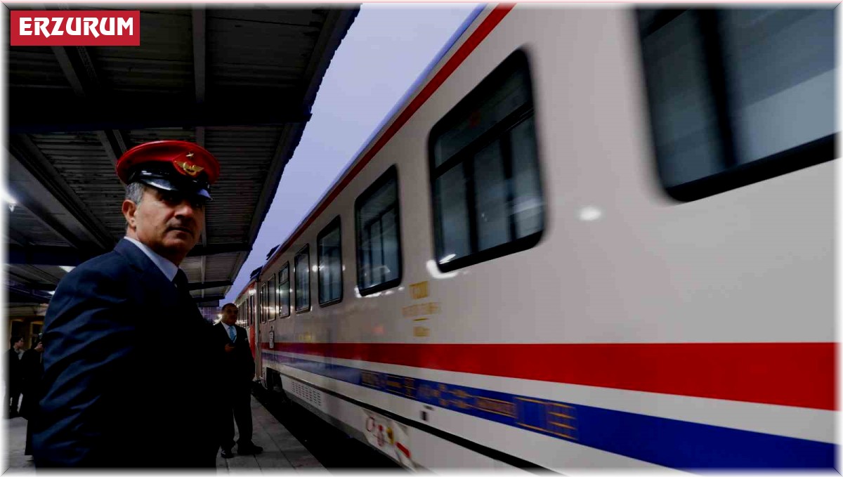Yılın ilk seferinde Doğu Ekspres Erzurum'da mola verdi