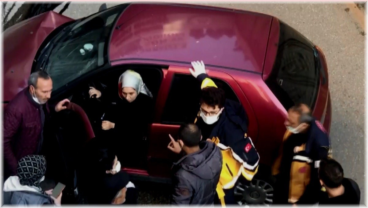 Yine aynı alt geçit yine kaza