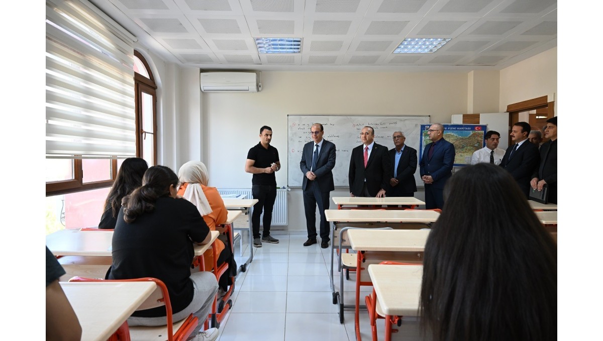 YKS'de dereceye giren öğrencilere 10 bin TL'ye kadar destek