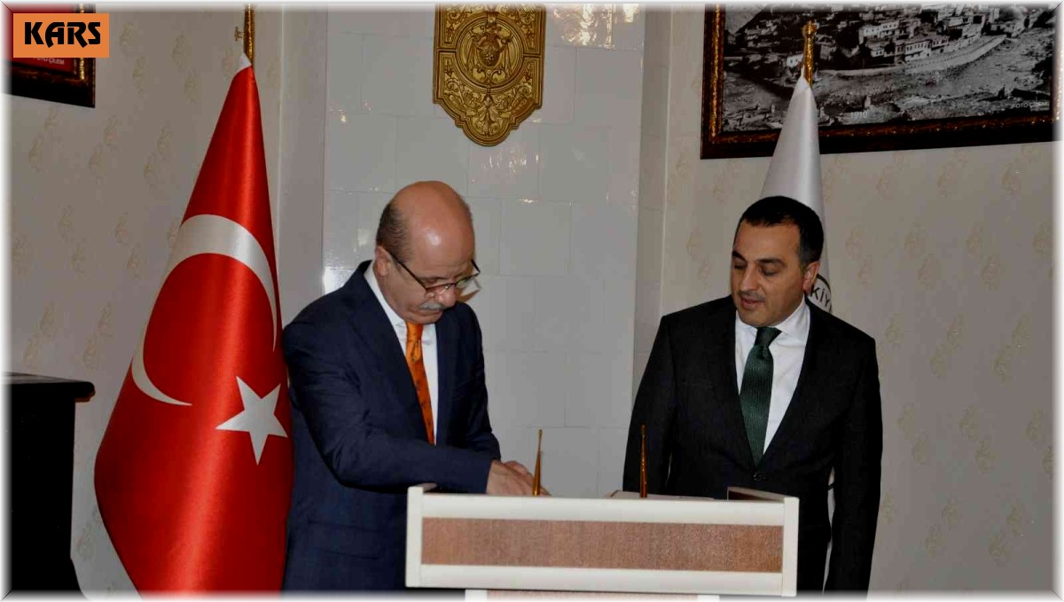 YÖK Başkanı Özvar'dan Vali Öksüz'e ziyaret