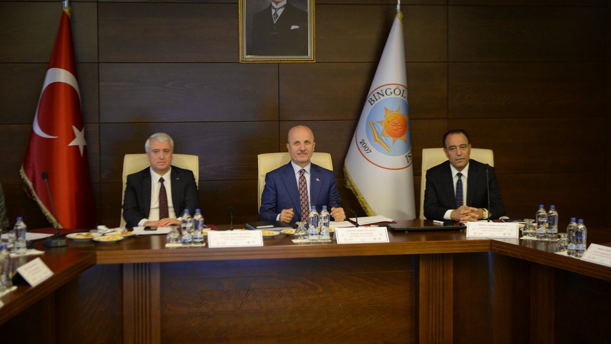 YÖK Başkanı Özvar, ÜNİDAP 6. Dönem Toplantısı'nda konuştu: