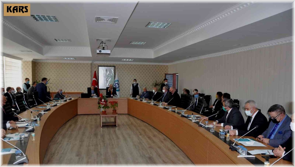 YÖK Başkanı Prof. Dr. Özvar: "Eğitim-öğretim devam ediyor"