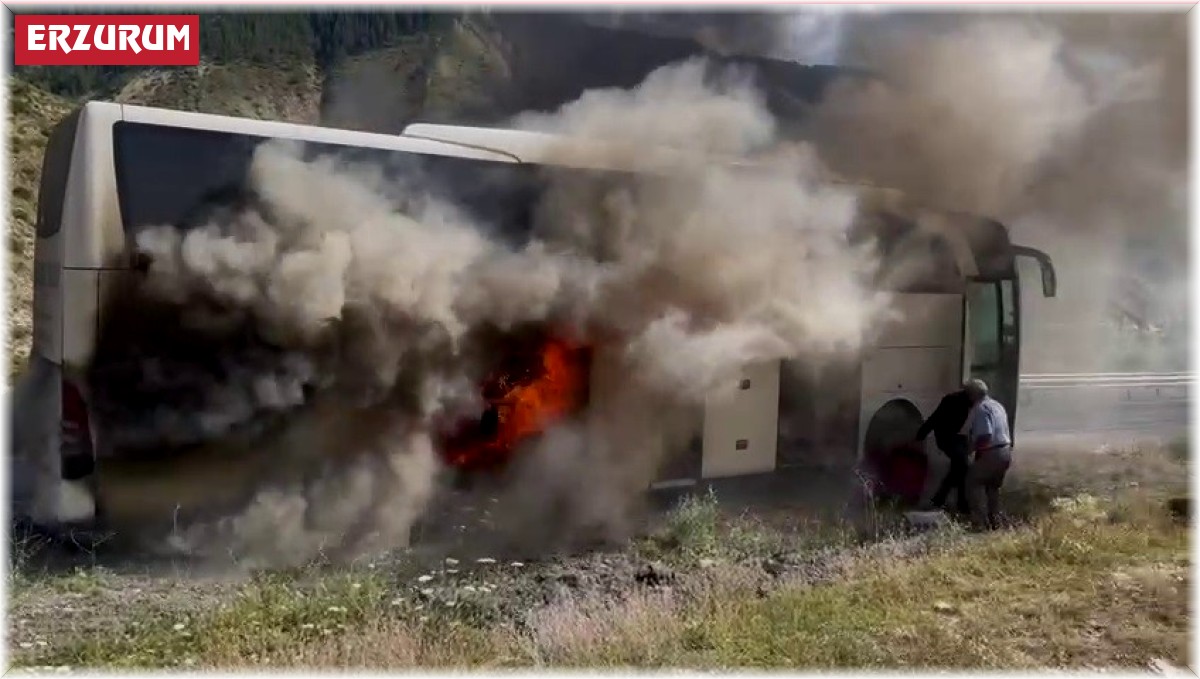 Yolcu otobüsü ateş topuna döndü
