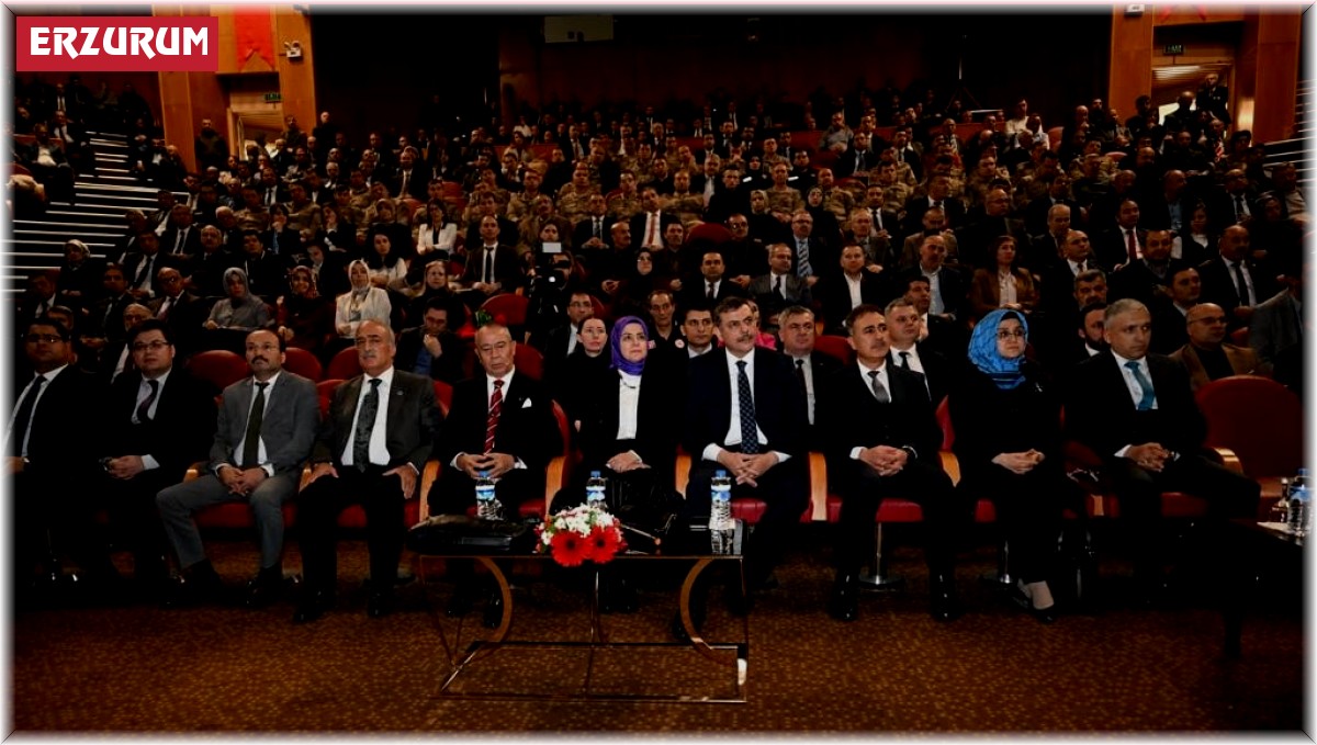 Yöneticilere "Kamusal Yaşamda Protokol ve Davranış Kuralları" anlatıldı