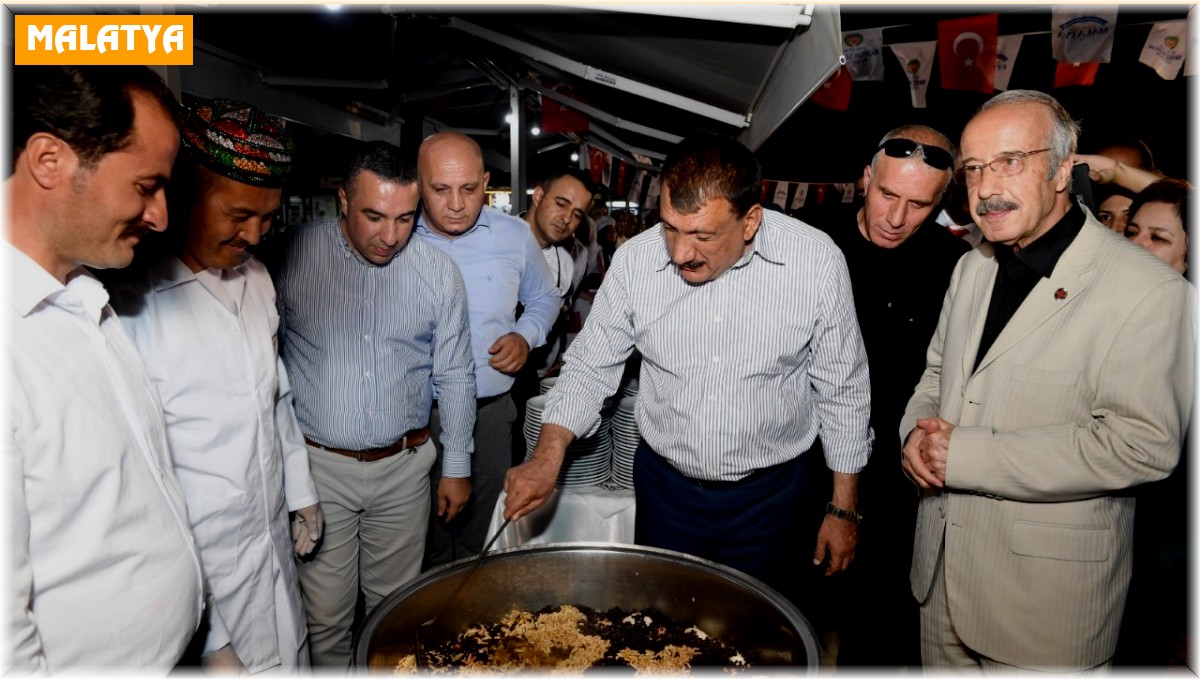 'Yöresel yemek ve ürünler sergilendi