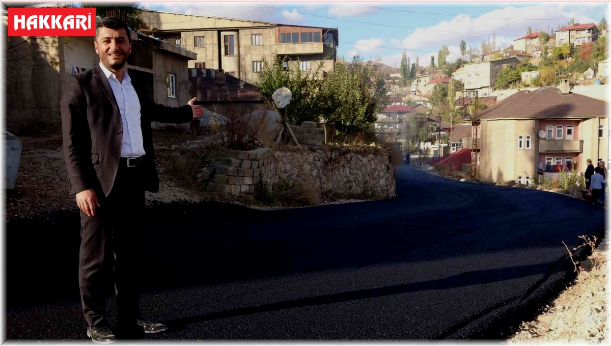 Yüksekova'da 40 yıllık yol asfaltlama sıkıntısı giderildi