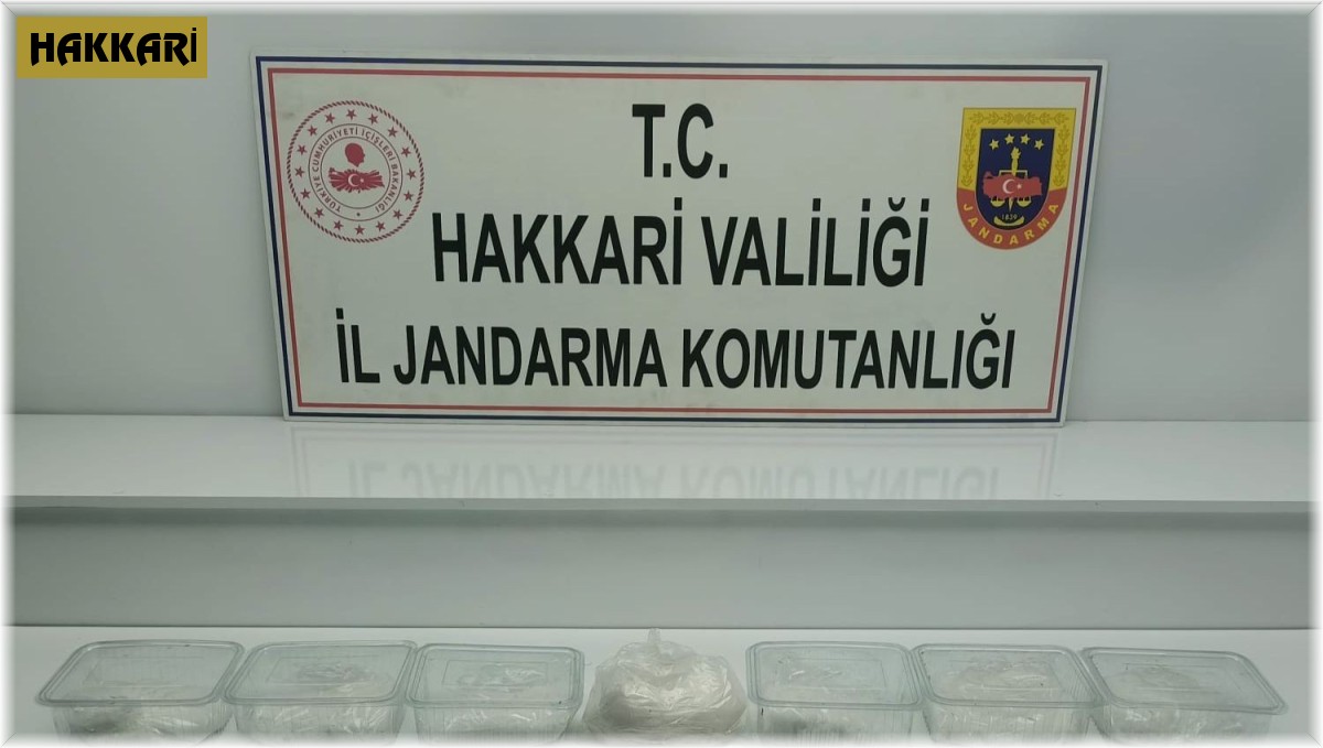 Yüksekova'da 7 kilo 500 gram metamfetamin maddesi ele geçirildi