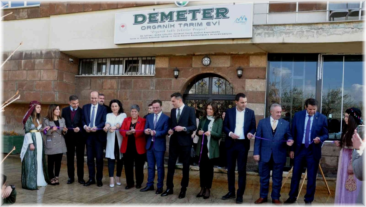 Yüksekova'da ''Demeter Organik Tarım Evi Tarımsal Kalkınma Kadın Kooperatifi' açıldı