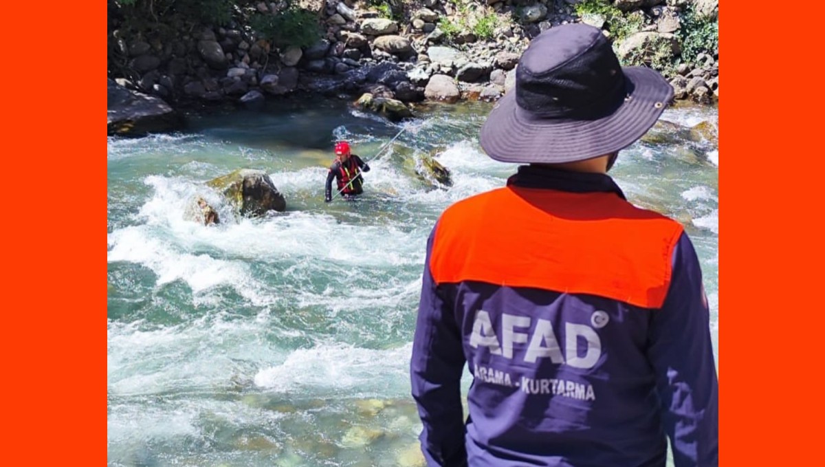 Yüksekova'da derenin sularında kaybolan vatandaşı arama çalışması yeniden başladı