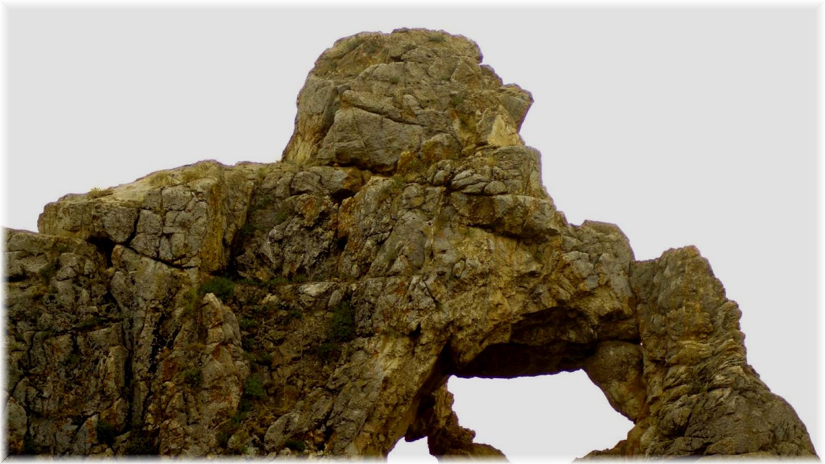 Yüksekova'da 'Düşünen Maymun' figürlü kayalık şaşırtıyor