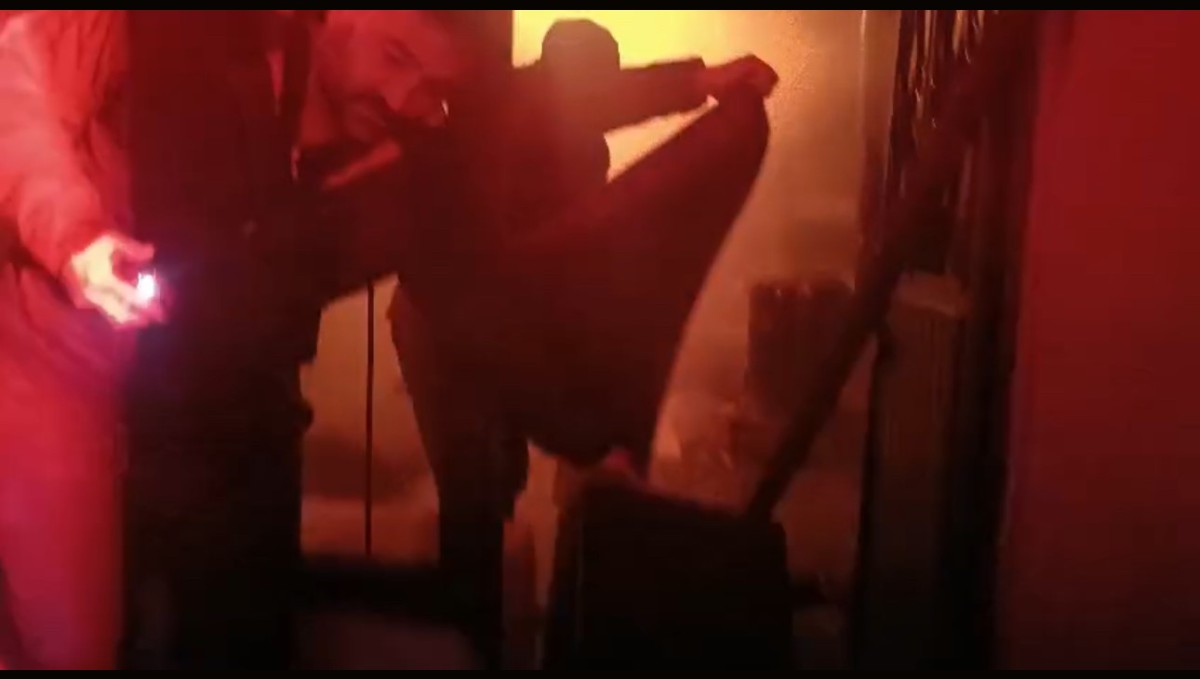 Yüksekova'da ev yangını