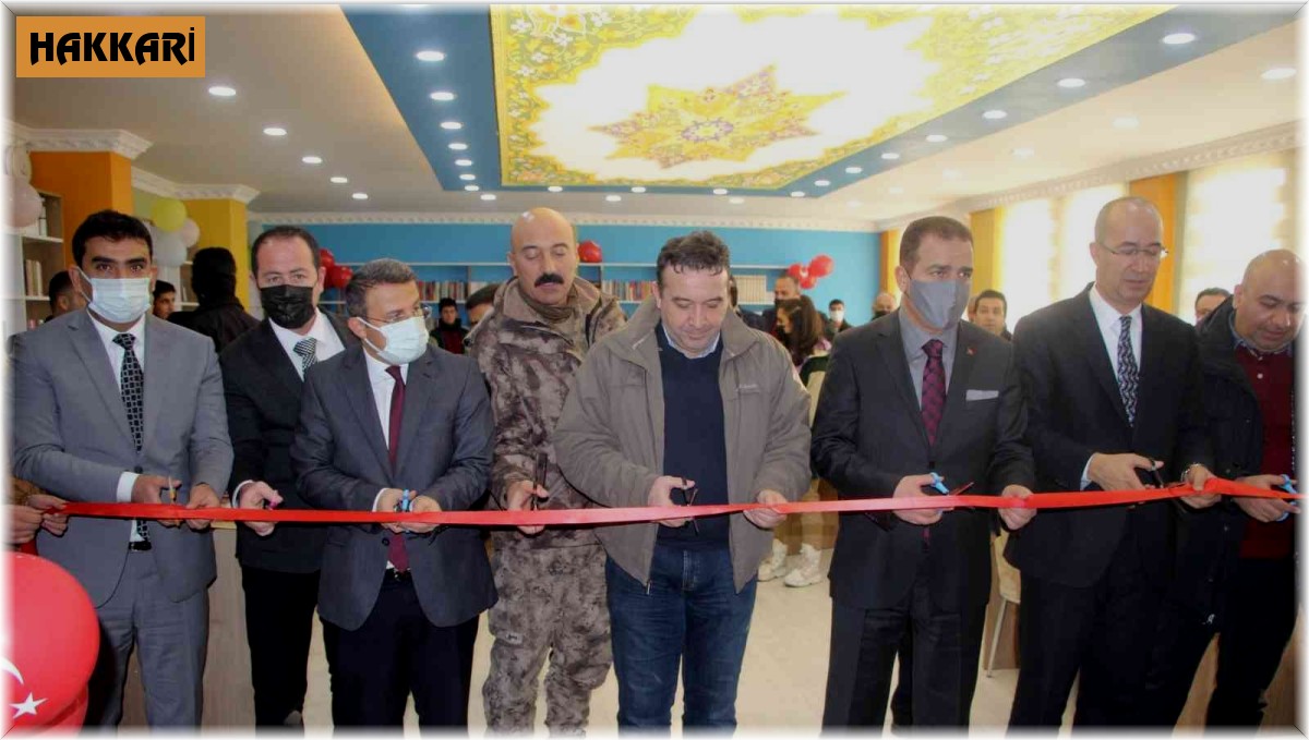 Yüksekova'da 'Hacı Ali Büyüksu Kütüphanesi' açıldı