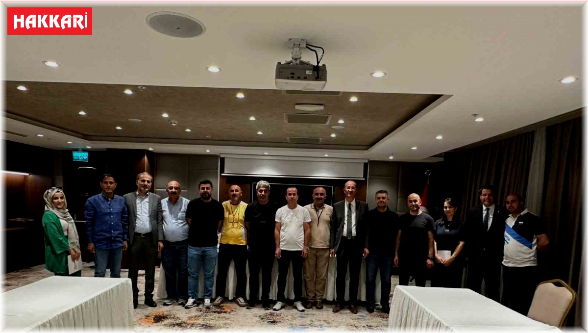 Yüksekova'da Iraklı acente temsilcileri için heyecanlı bekleyiş