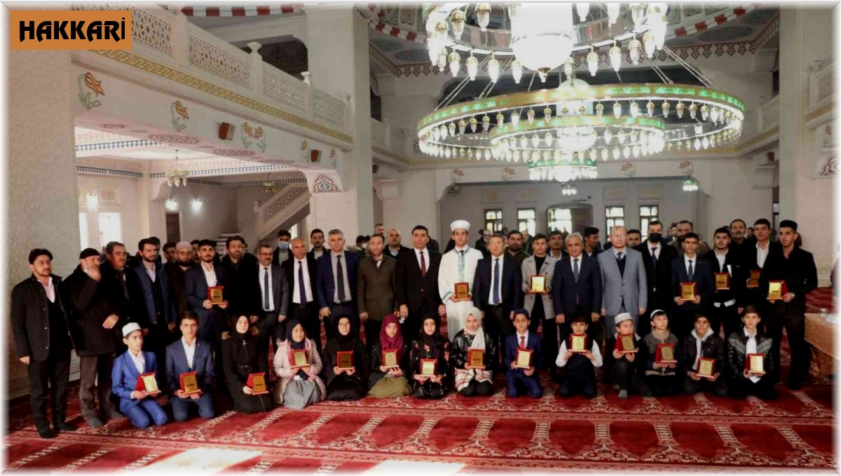 Yüksekova'da 'Kur'an-ı Kerim'i Güzel Okuma, Ezan ve Hutbe Yarışması' finali