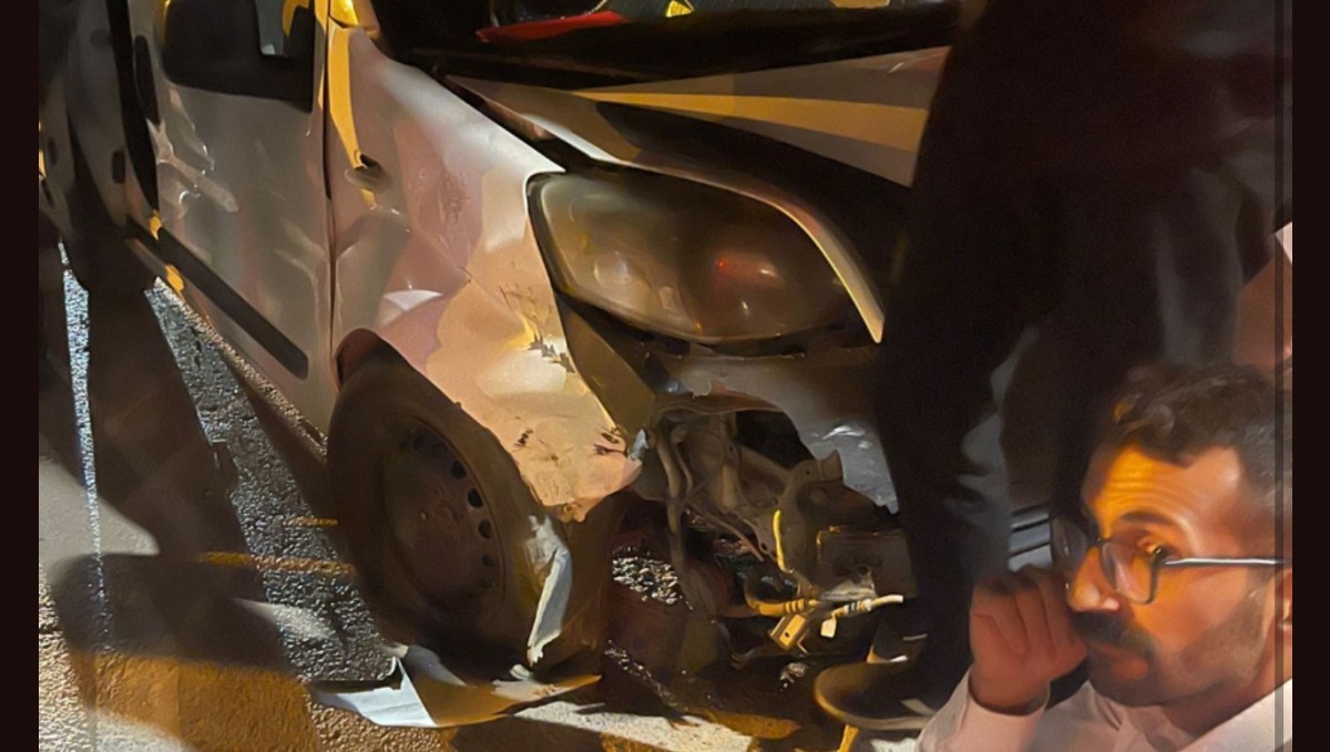 Yüksekova'da trafik kazası: 3 yaralı