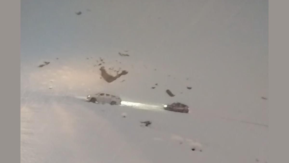 Yüksekova'da yoğun kar nedeniyle mahsur kalan vatandaşların imdadına Mehmetçik yetişti