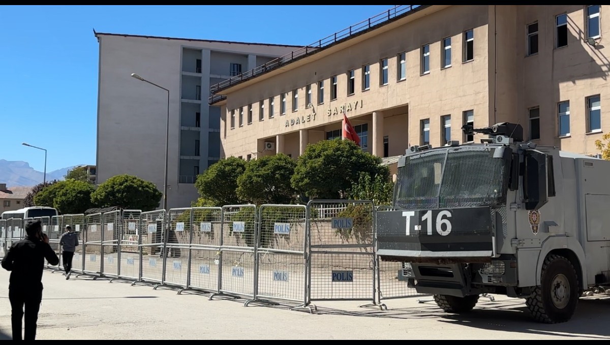 Yüksekova'daki bıçaklı saldırıda 5 kişi tutuklandı