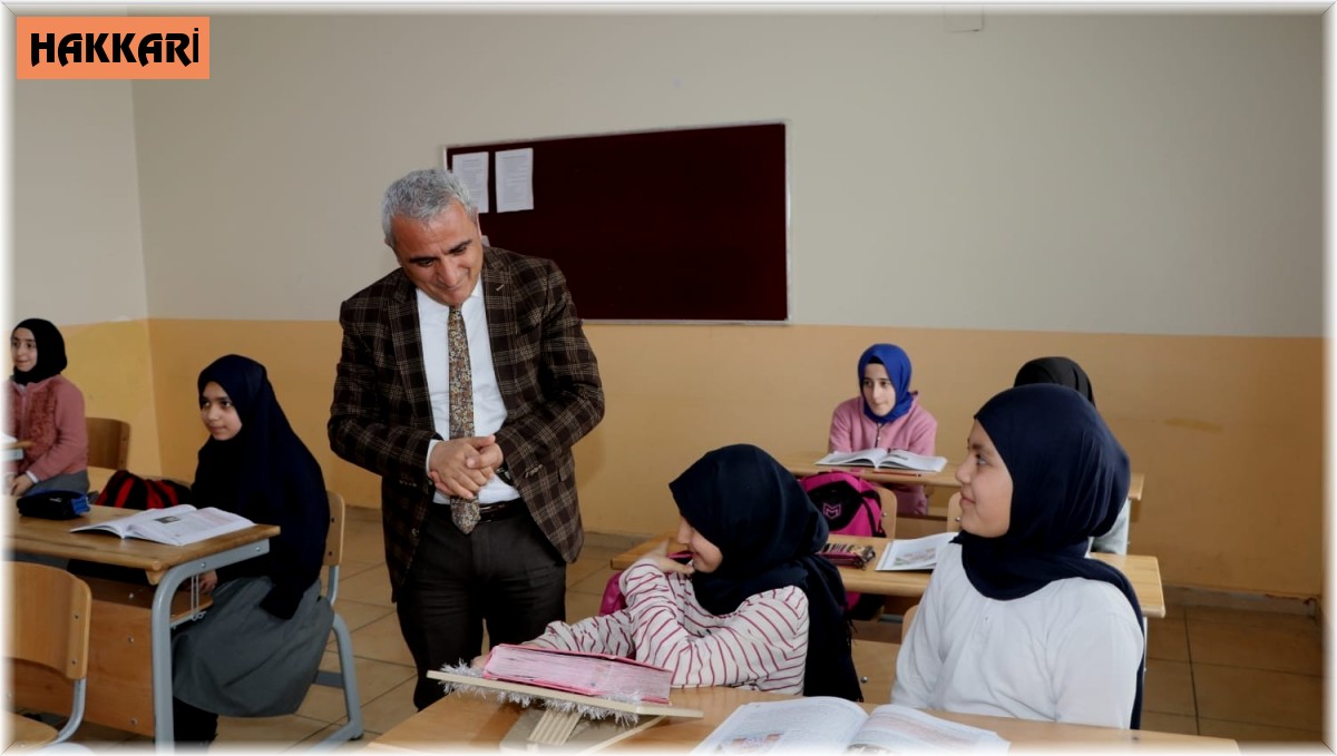 Yüksekova Hafızlık Ortaokulu başarısıyla dikkati çekiyor