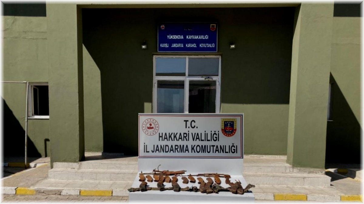 Yüksekova kırsalında sığınak ele geçirildi