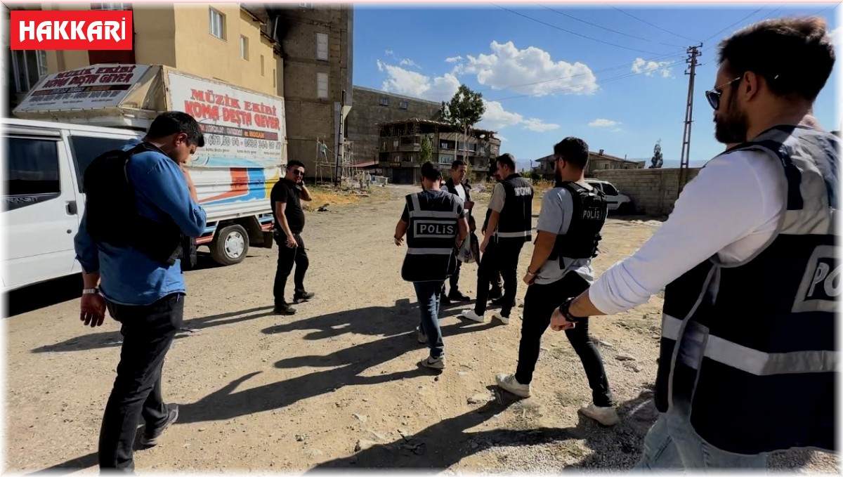 Yüksekova polisinden uyuşturucuya geçit yok: 9 gözaltı