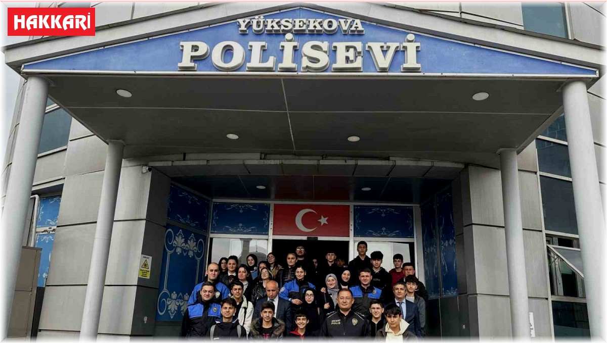 Yüksekovalı 40 öğrenci Ankara gezisine gönderildi