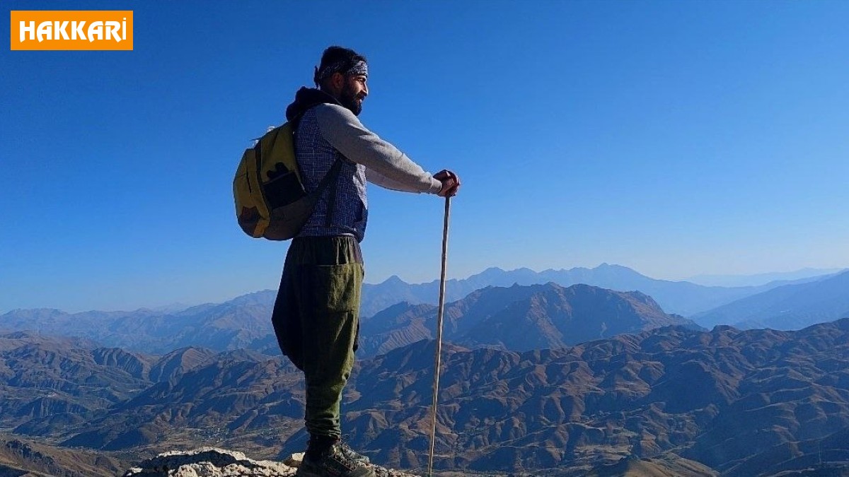Yüksekovalı dağcılardan Karacadağ ve Uzunsırt dağlarına zirve tırmanışı