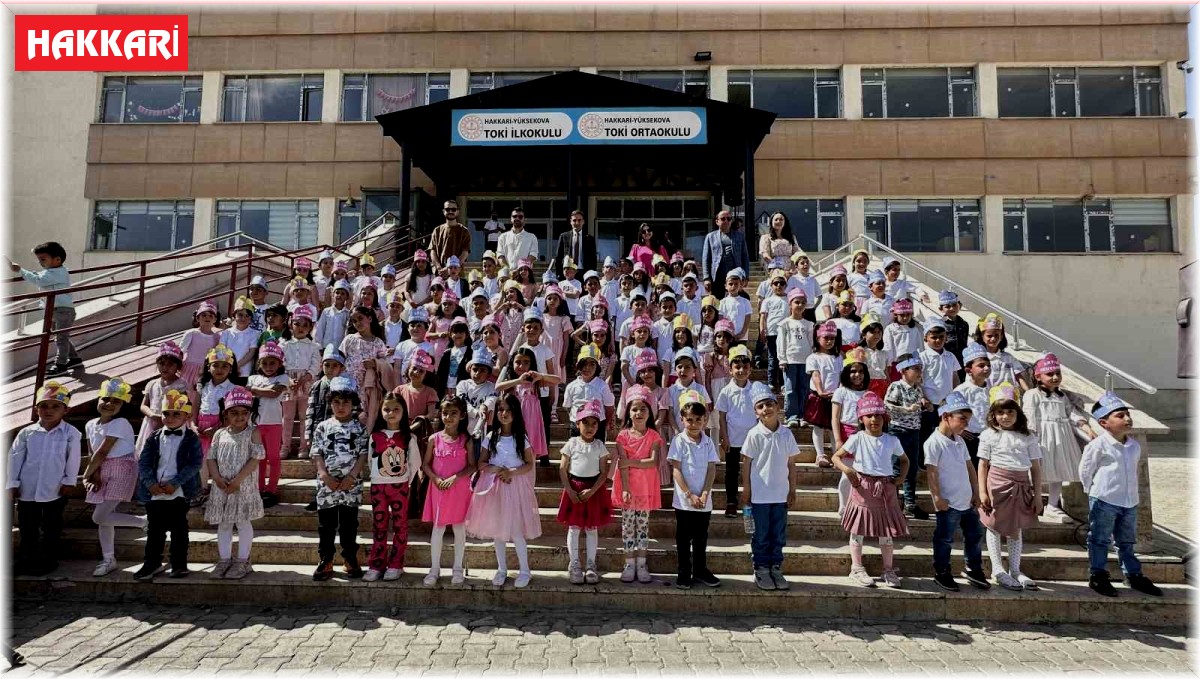 Yüksekovalı öğrenciler 'Artık Okuyorum' etkinliği ile eğlendi