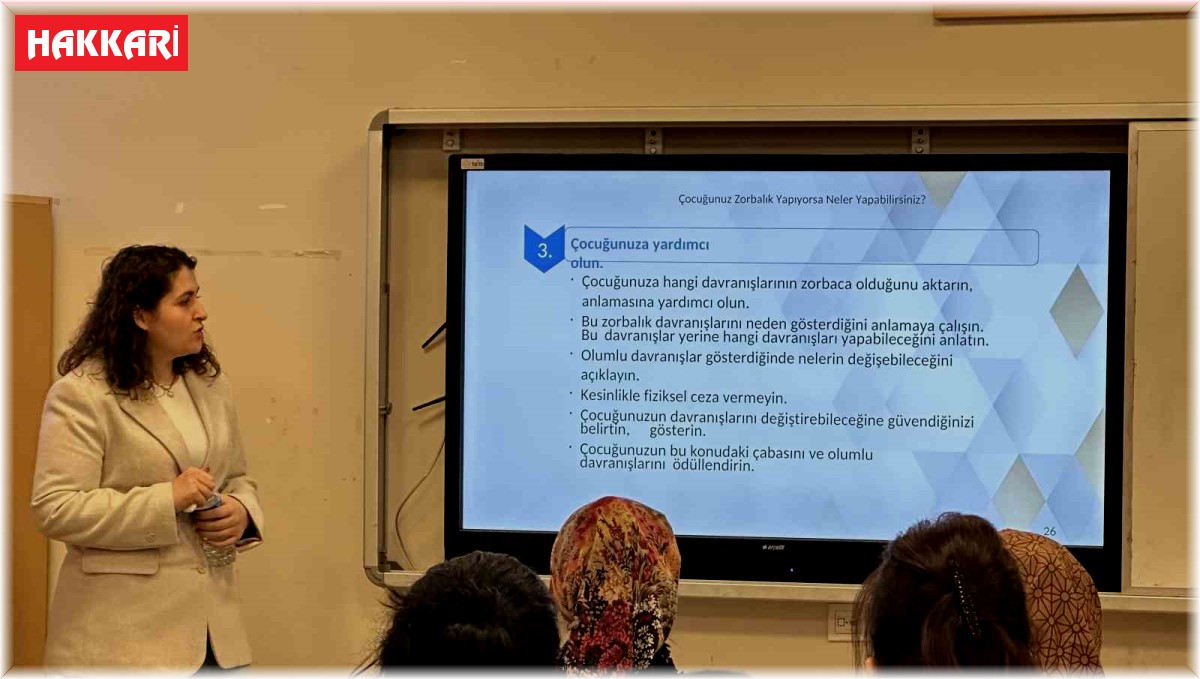 Yüksekovalı veliler "Akran Zorbalığı" konusunda bilgilendirildi