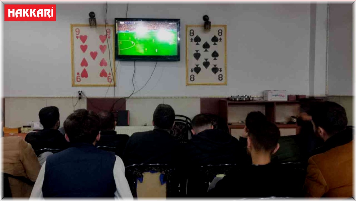 Yüksekovalılar Galatasaray- Beşiktaş maçına kilitlendi