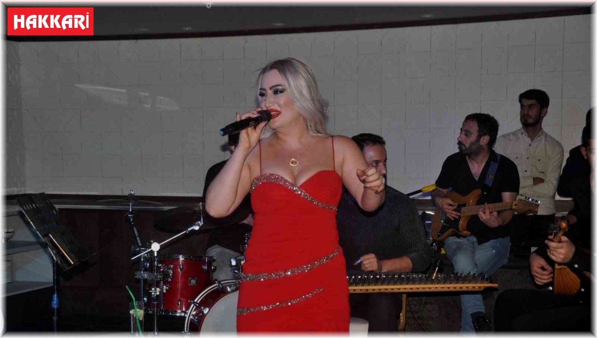 Yüksekovalılar yeni yıla eğlenerek girdi