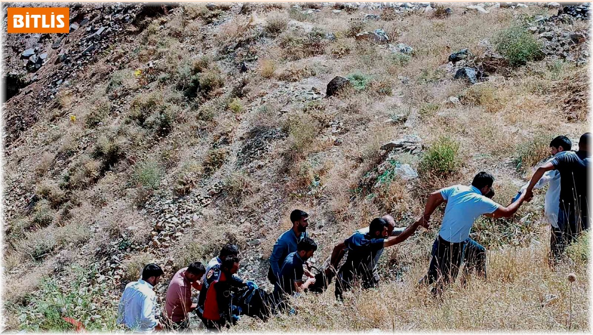 Yüksekten düşen vatandaş hayatını kaybetti