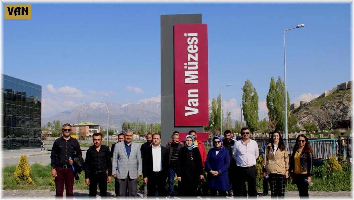 Yükümlüler müzeyi gezdi