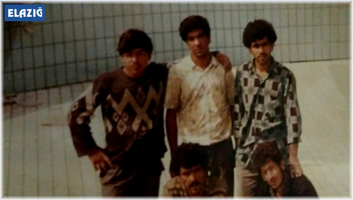 Yurt dışına giden ağabeyinden 33 yıldır haber alamıyor