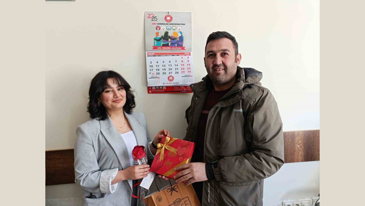 Yurt Eğitim Sen Ağrı Şubesi, kadın üyelerinin 8 Mart Dünya Kadınlar Günü'nü kutladı