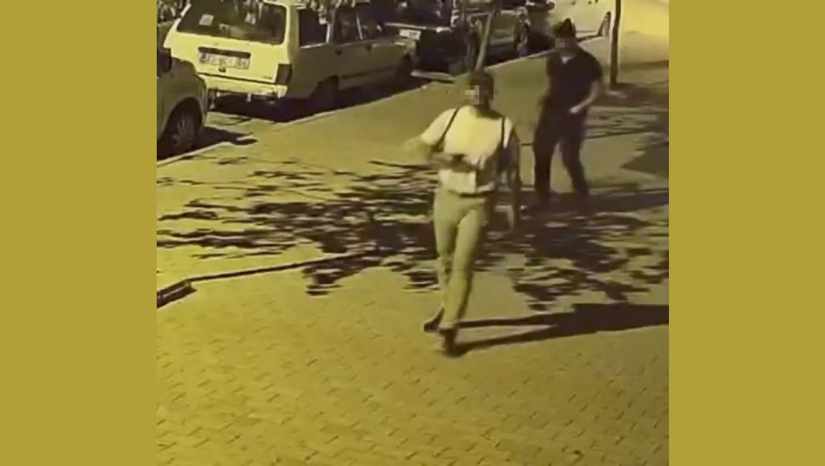 Yürüyerek geldikleri otoparktan bisikleti çalıp kaçtılar