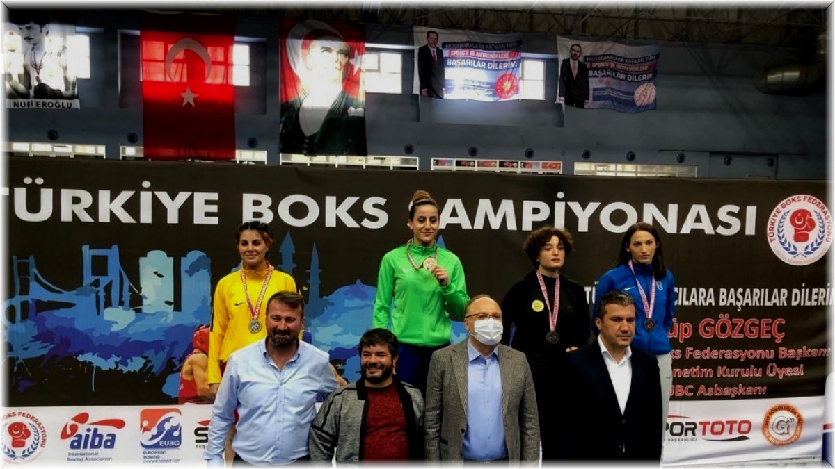 Zonguldak'ta, Elazığ kürsüde