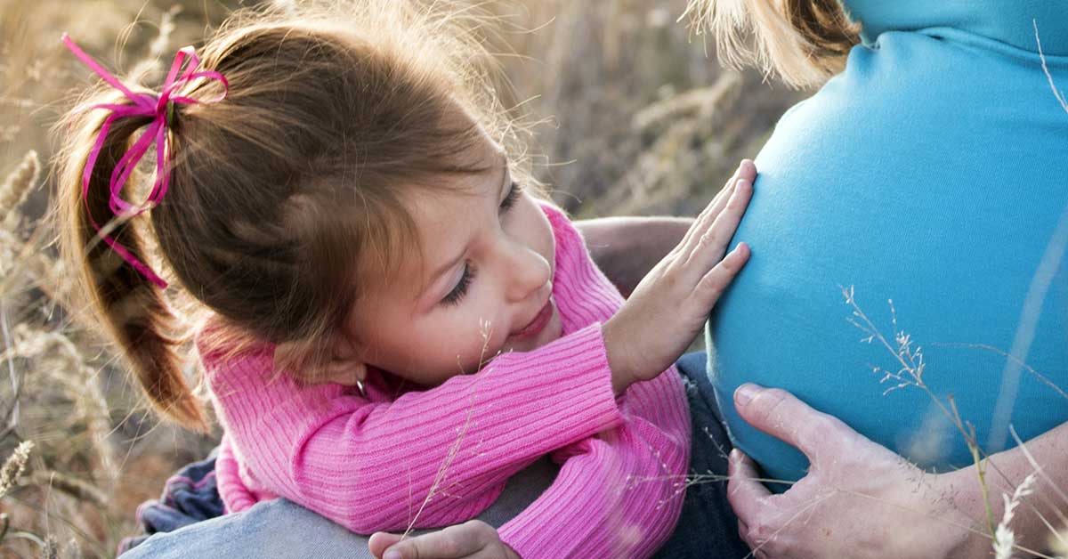 Rüyada Annenin Hamile Olduğunu Görmek Ne Anlama Gelir?