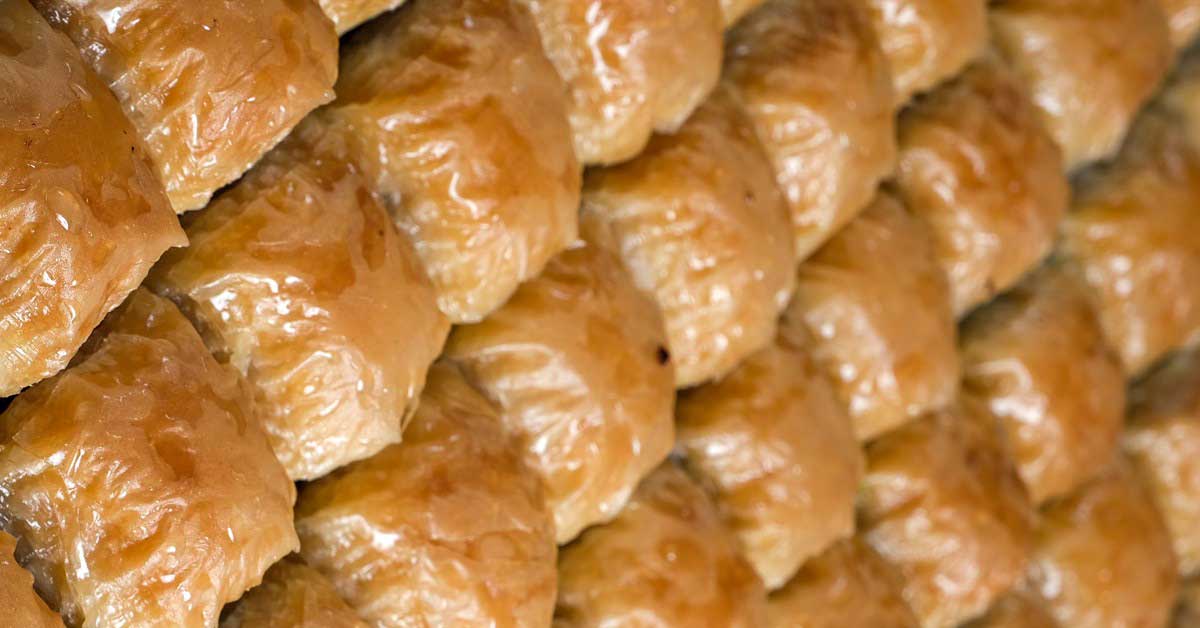 Rüyada Baklava Yemek Ne Anlama Gelir? Baklava Yemek Neye İşarettir?