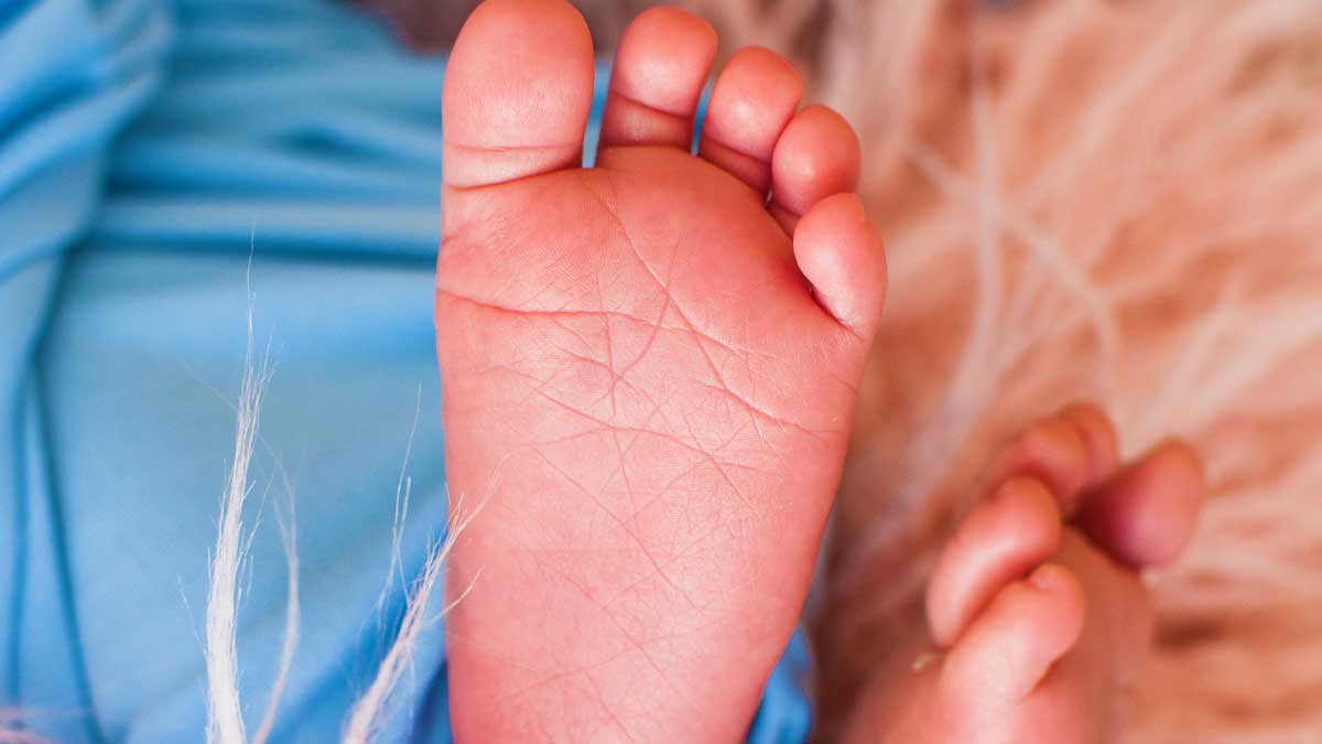 Rüyada Bebek Ayağı Görmek Ne Anlama Gelir?