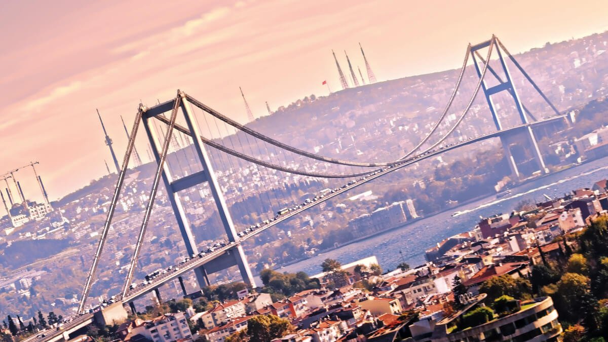 Rüyada İstanbul Görmek, İstanbul'a Gitmek Ne Demek? Neye Yorumlanır?